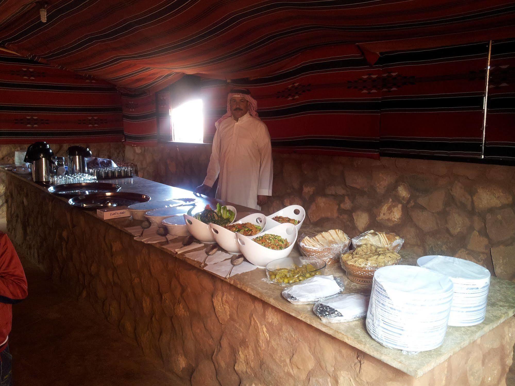 Wadi Rum Caravan Camp Buitenkant foto